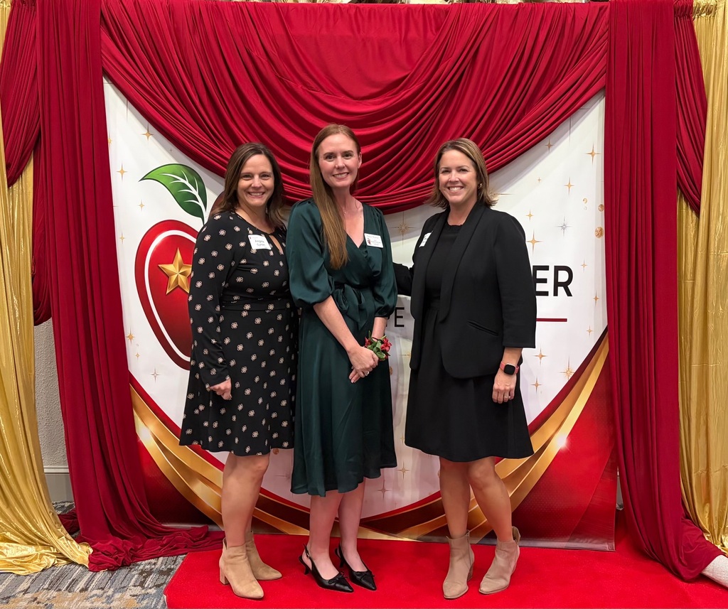 💙🧡 Celebrating Excellence in Education! 🧡💙 Last night, Valley Park Middle School teacher Sarah Newton was celebrated in Columbia, Missouri, as a finalist for the 2026 Missouri Teacher of the Year award! Being named one of Missouri's top educators is an incredible honor and a reflection of Sarah's dedication, passion and commitment to her students. Sarah represents the very best of Valley Park, inspiring students, building meaningful relationships and making a difference in the classroom every day. We couldn't be prouder to have Sarah representing our Hawks and the entire Valley Park School District! 👏 Congratulations, Sarah! Your Valley Park family is so proud of you! #VPPride #LimitlessLearning #MOTOY2027 #MOEducation