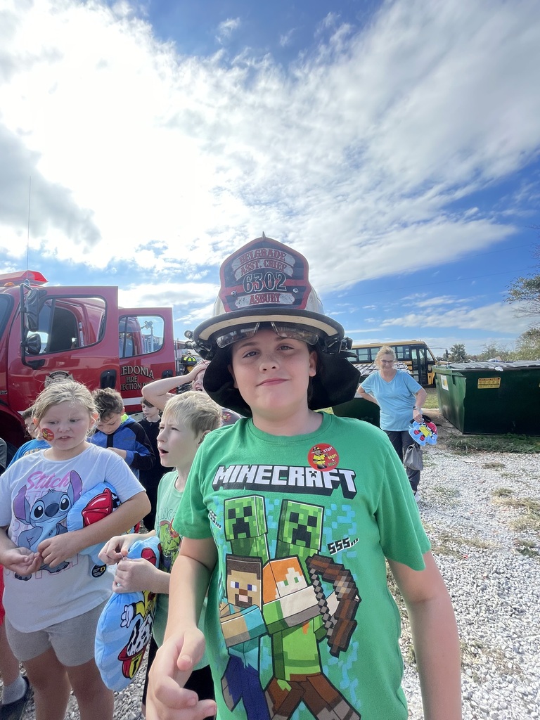 Student in fireman hat