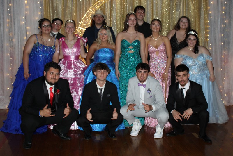 Students at Prom posing