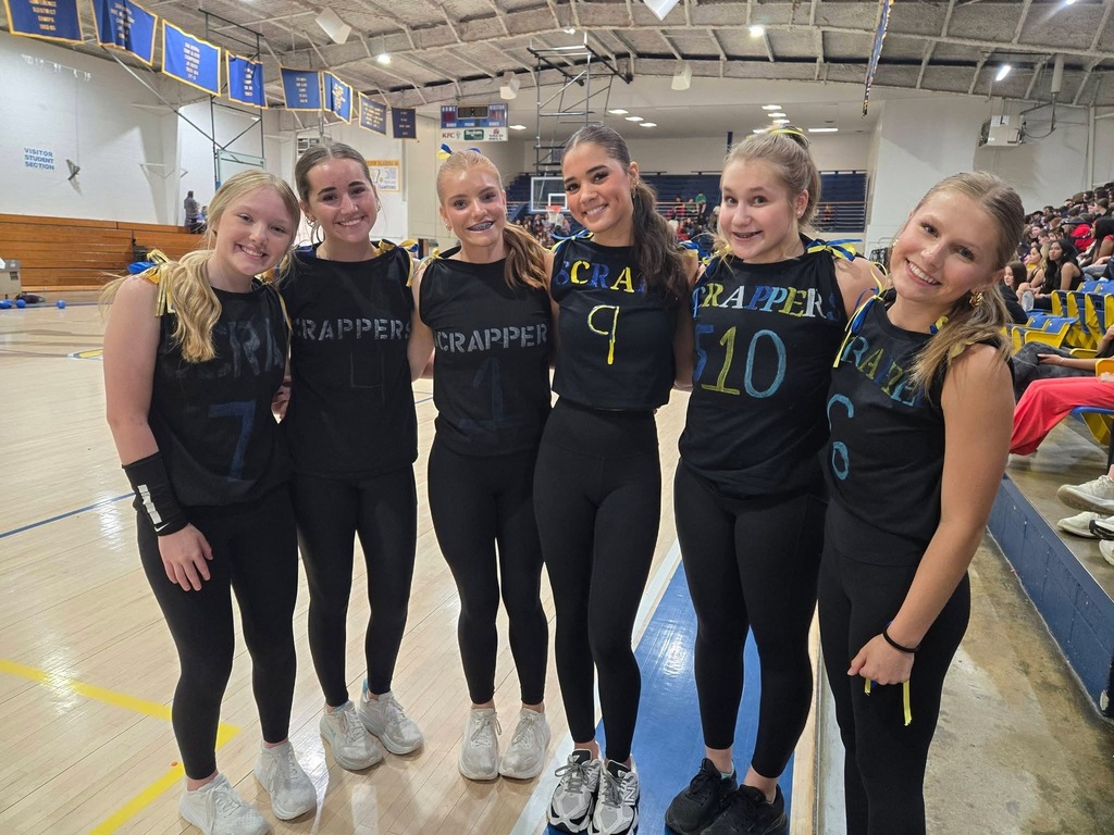 dodgeball team pic of six girls