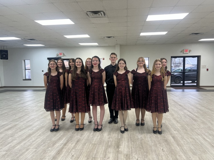 performing show choir