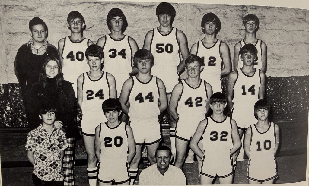 1974 Junior High Eagles Basketball Team