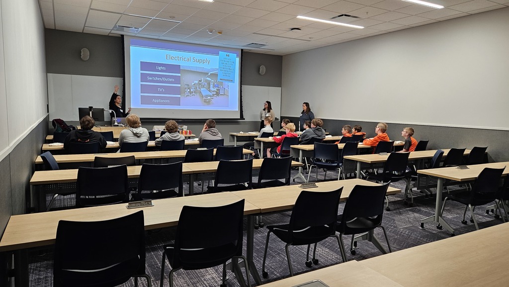 Students participate at UT's Introduce a Middle Schooler to Engineering event.