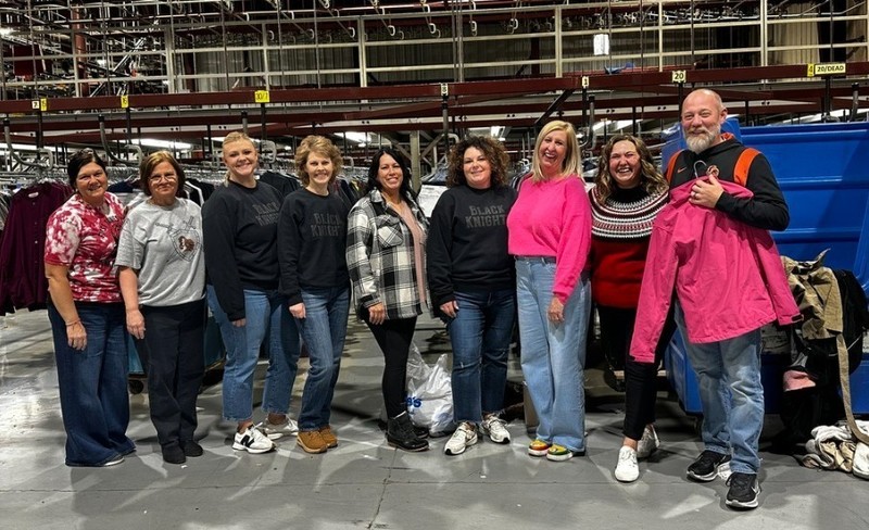 Students and staff volunteered in a variety of ways throughout December.