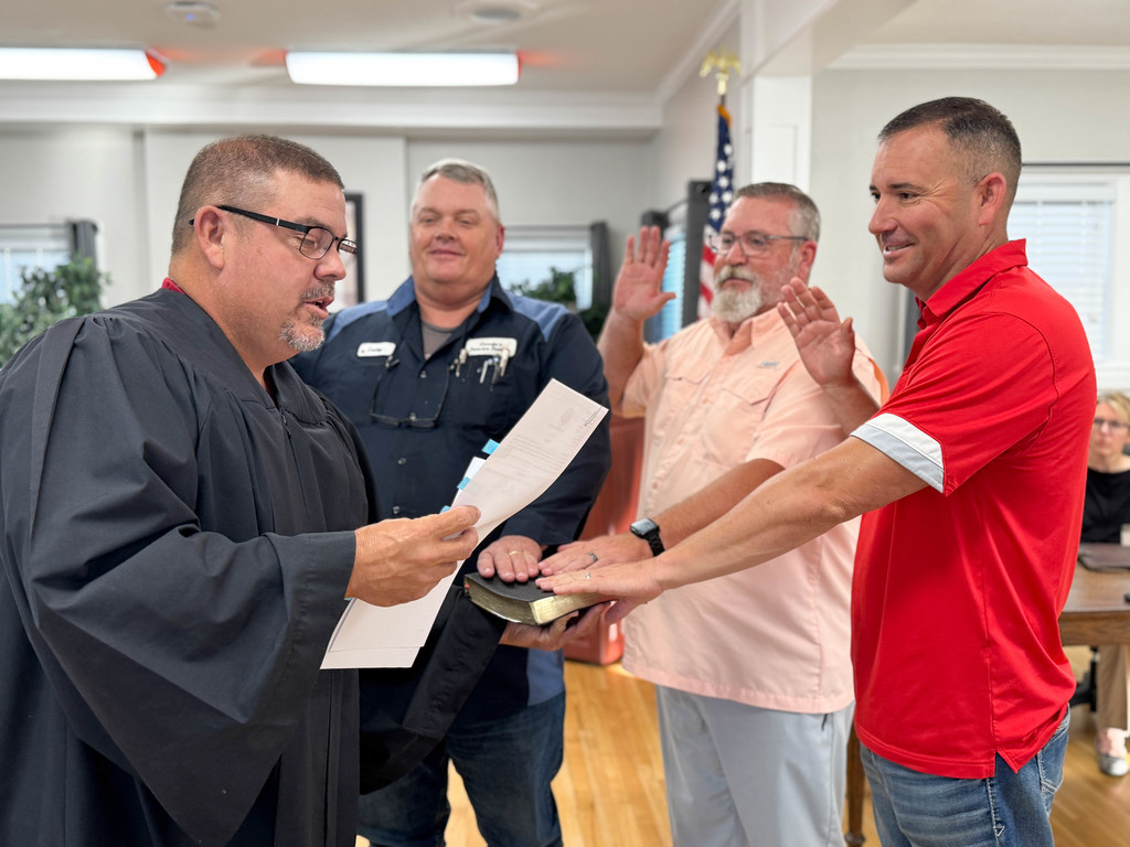school board swearing in