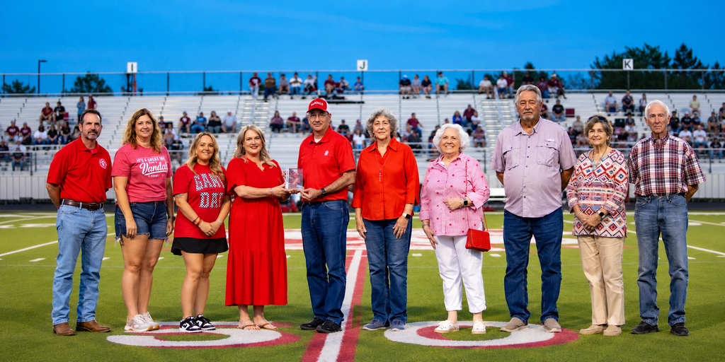Van Education Foundation and Van ISD 2026 Distinguished Alumni Russel DuBose