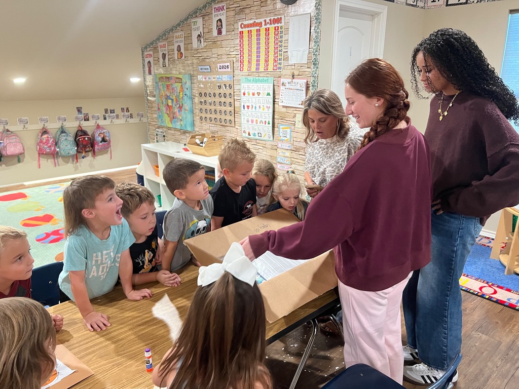 VAN STUDENT COUNCIL MILLION BOOK GIVEAWAY 
