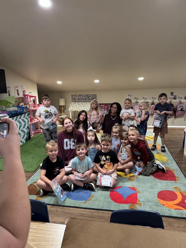 VAN STUDENT COUNCIL MILLION BOOK GIVEAWAY 