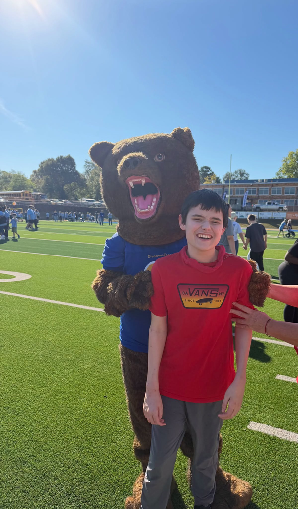 VAN HIGH SCHOOL STUDENTS AT BLUE AND GOLD GAMES IN BROWNSBORO