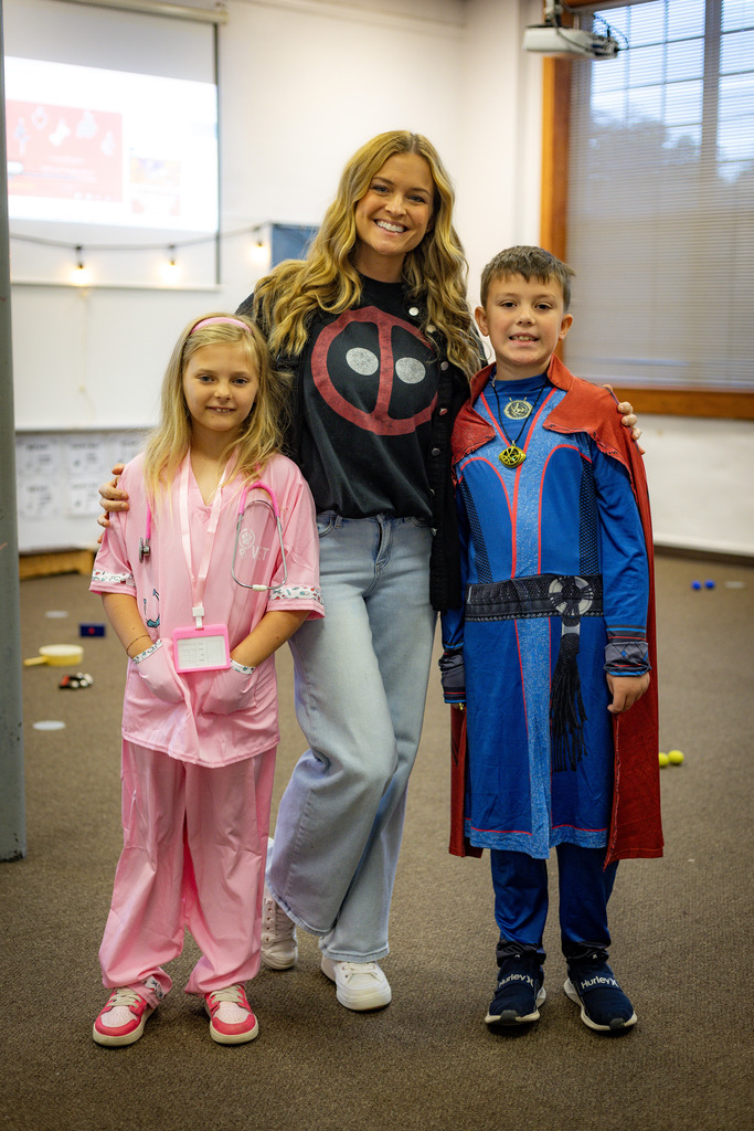 VISD RED RIBBON WEEK MONDAY BE THE HERO OF YOUR STORY 