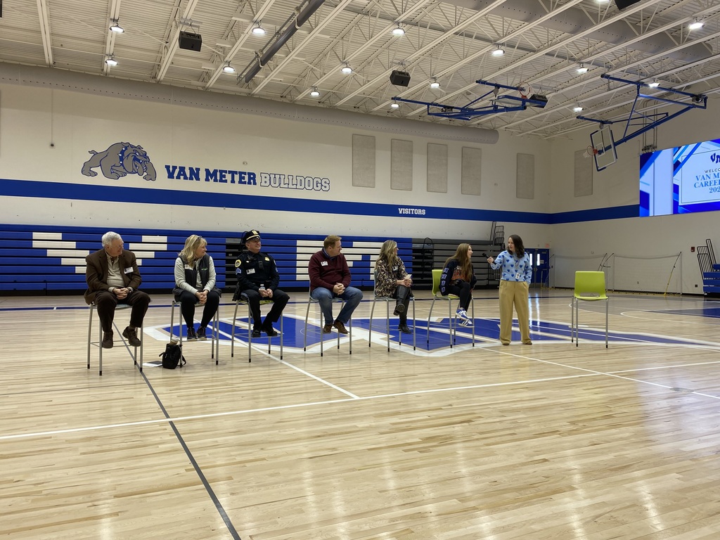 Panel with Professionals