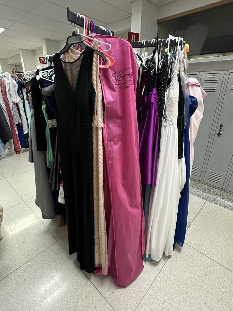 prom attire 