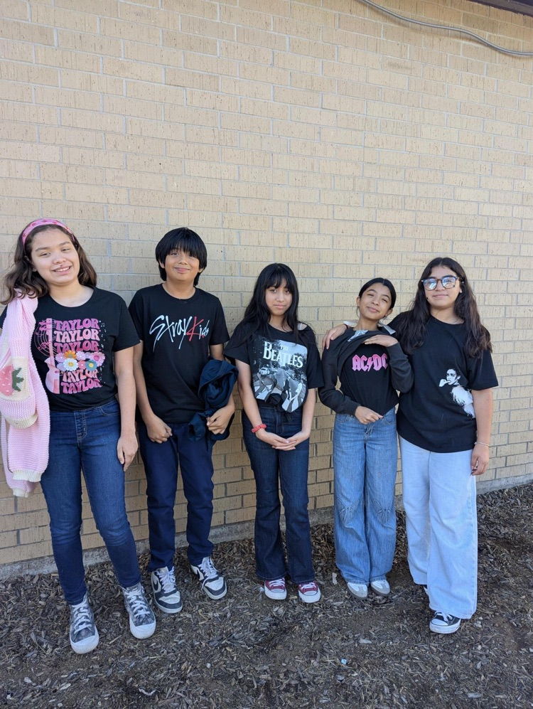 3 Red Ribbon Week: Wear your favorite band shirt