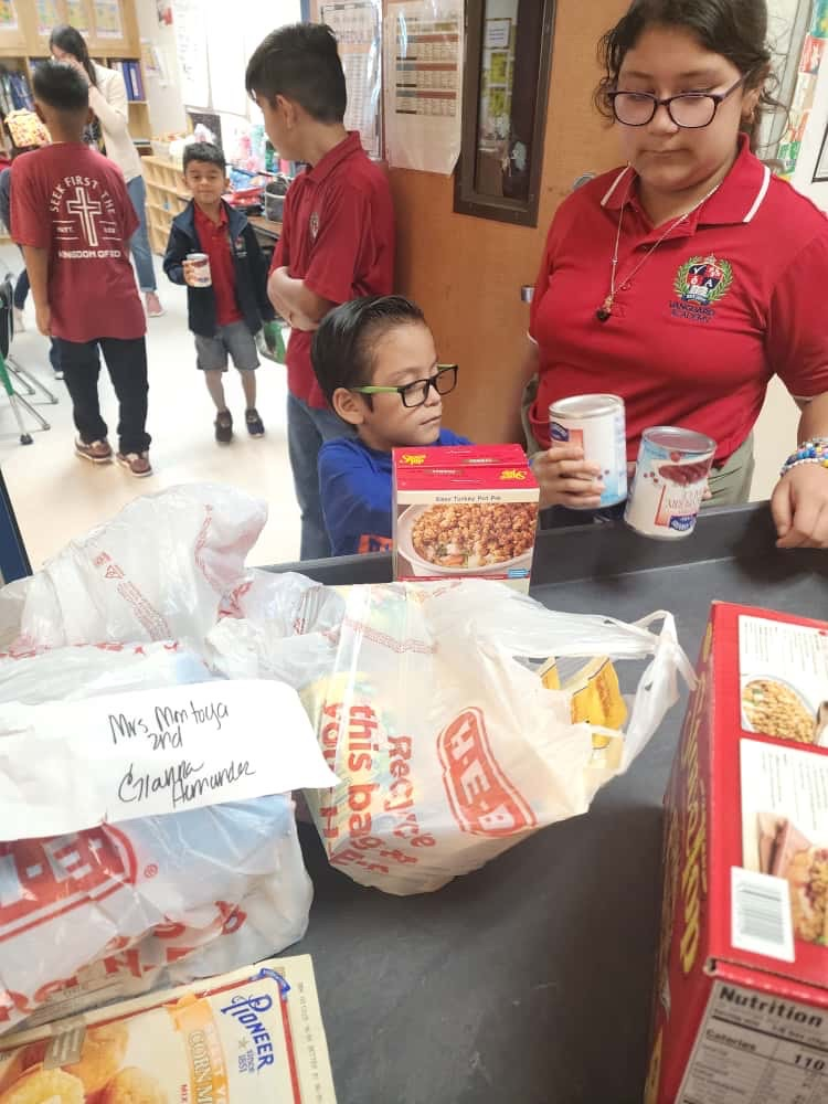 student council food drive 