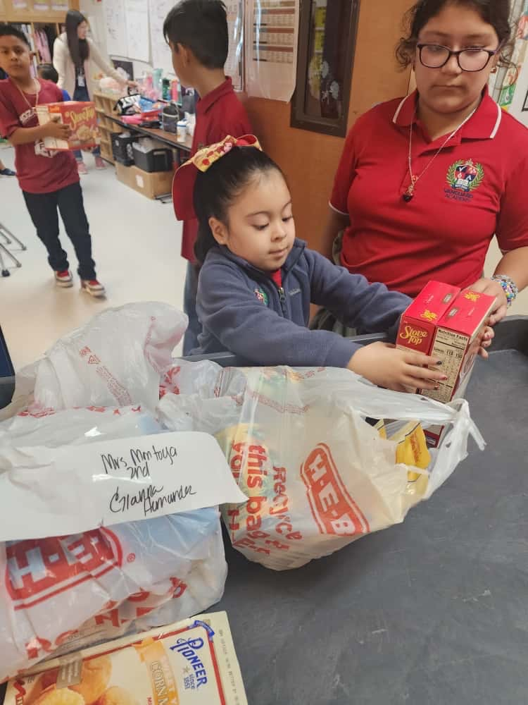 student council food drive 
