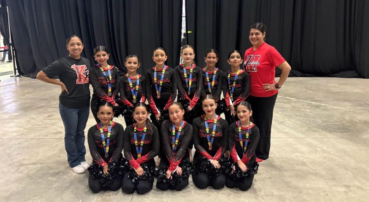 Mini Knightettes at Vipers