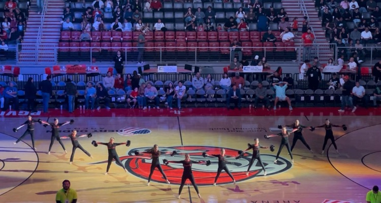 Mini Knightettes at Vipers