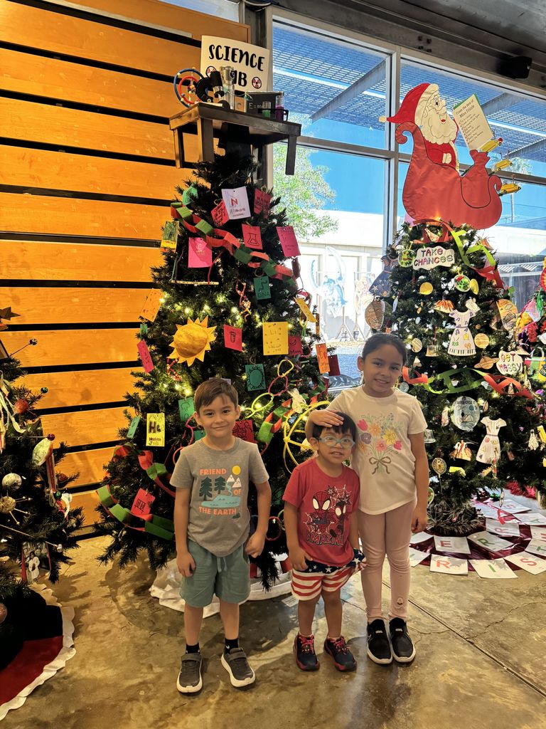 IMAS Christmas Tree Competition