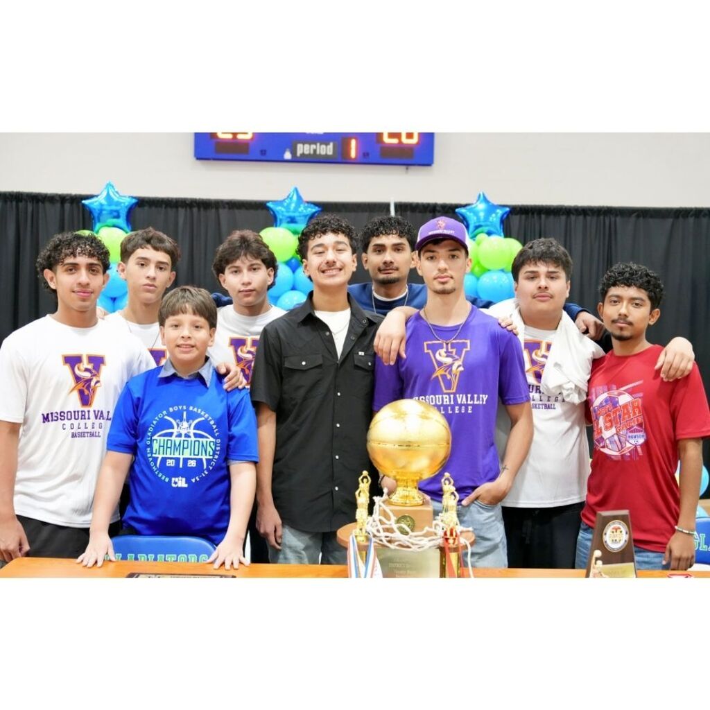 Erik Cantu College Signing