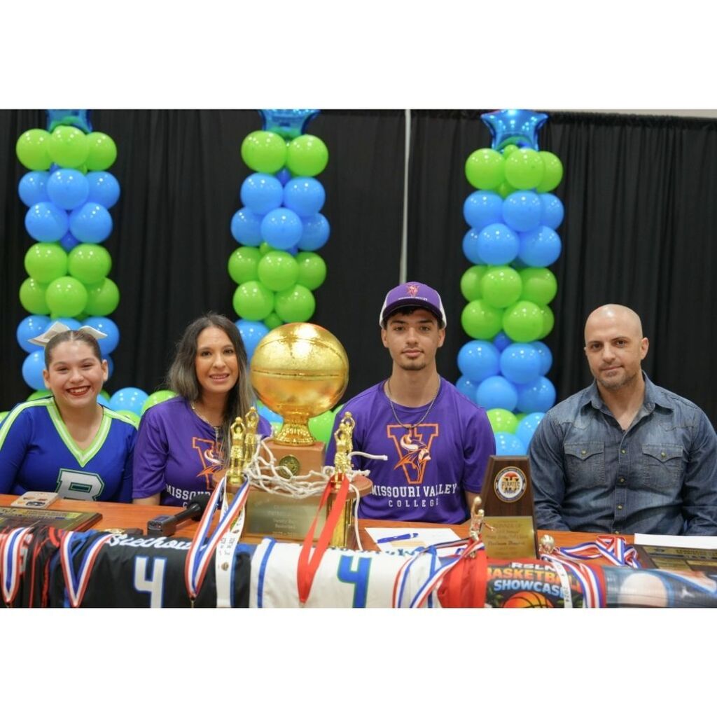 Erik Cantu College Signing