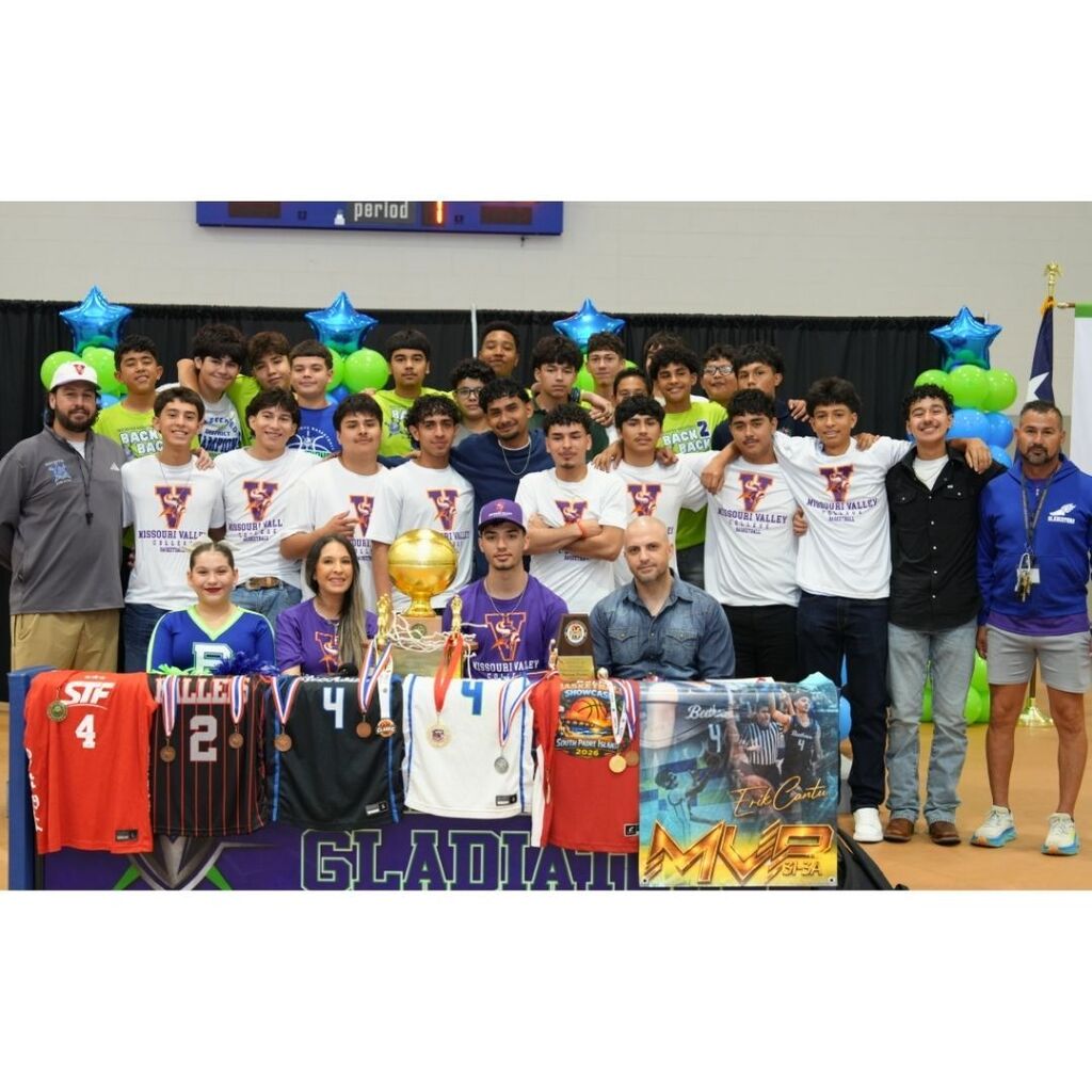 Erik Cantu College Signing