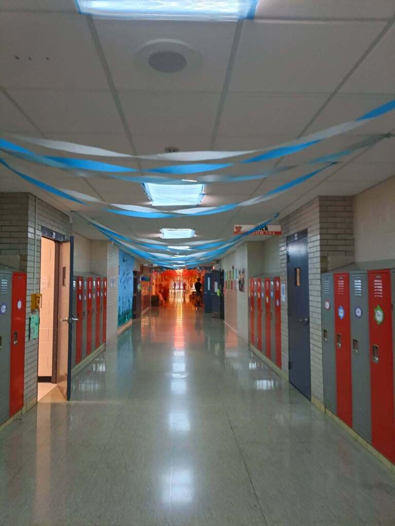 Homecoming halls-Sophomores