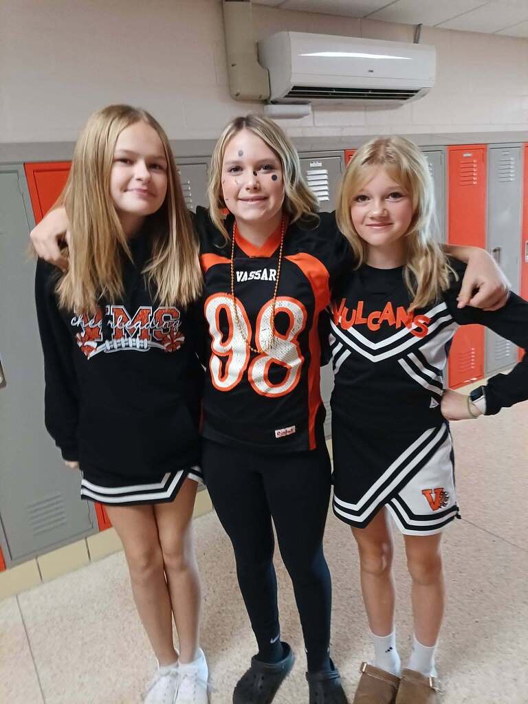 Homecoming spirit week-Vulcan Pride Day