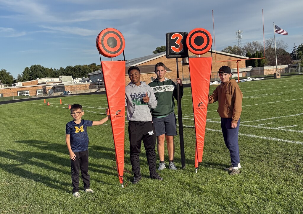 Homecoming-powderpuff game