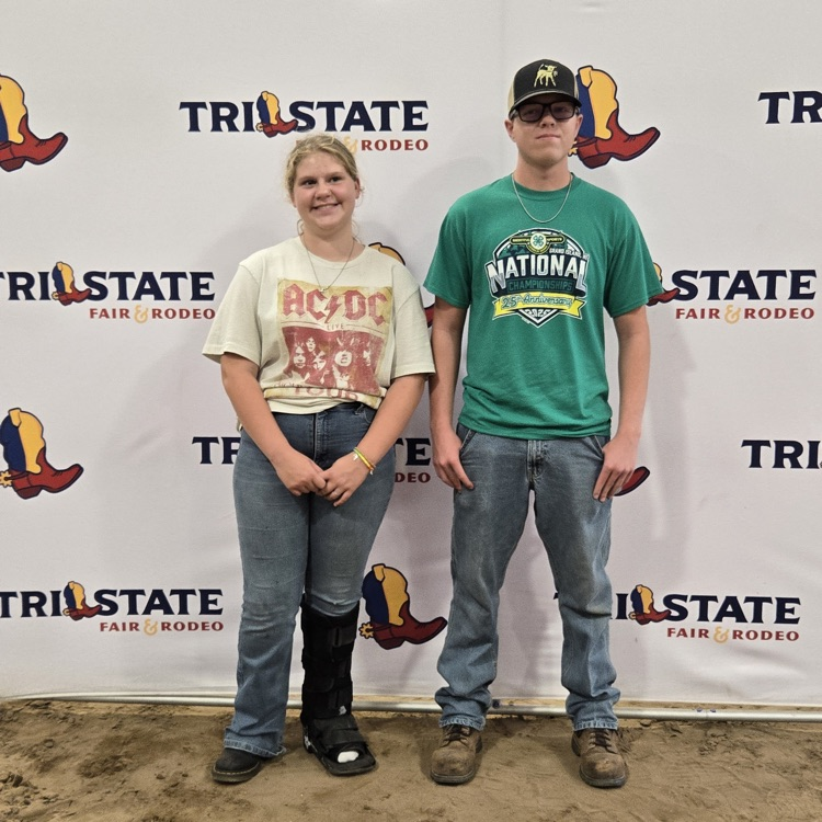 Tri State Fair archery contestants