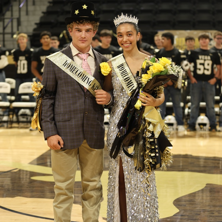 homecoming king and queen, Kase Vogler and Tayson Schenk
