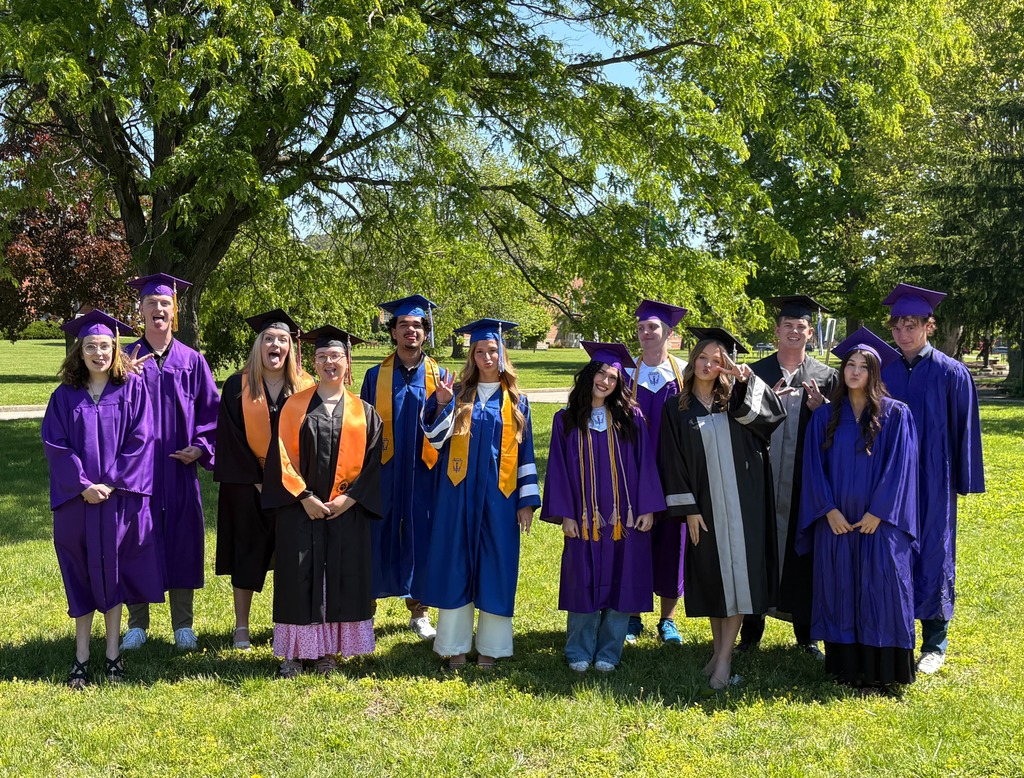 VCPA Seniors Silly Photo