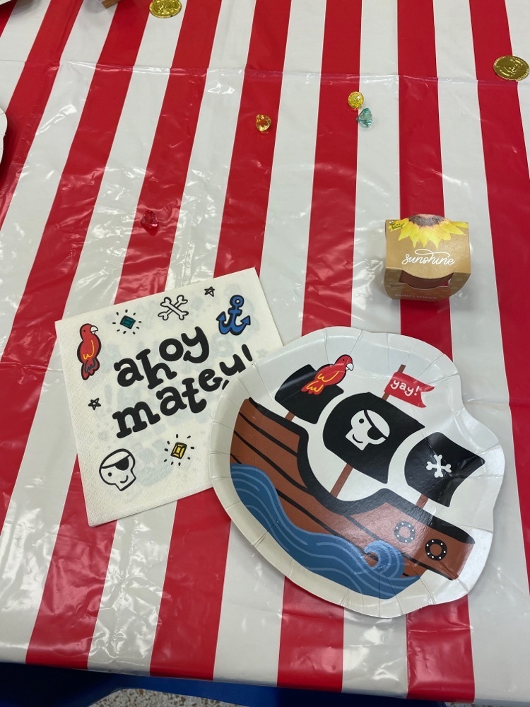 Pirate Captain table