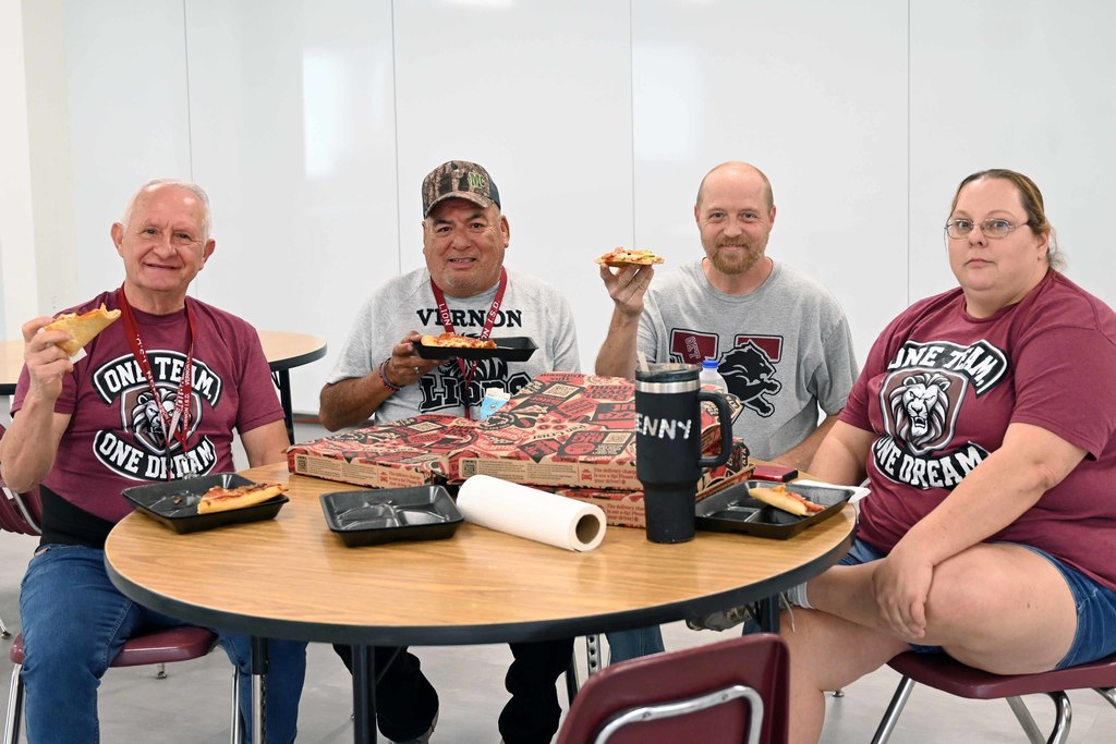 vhs custodian pizza