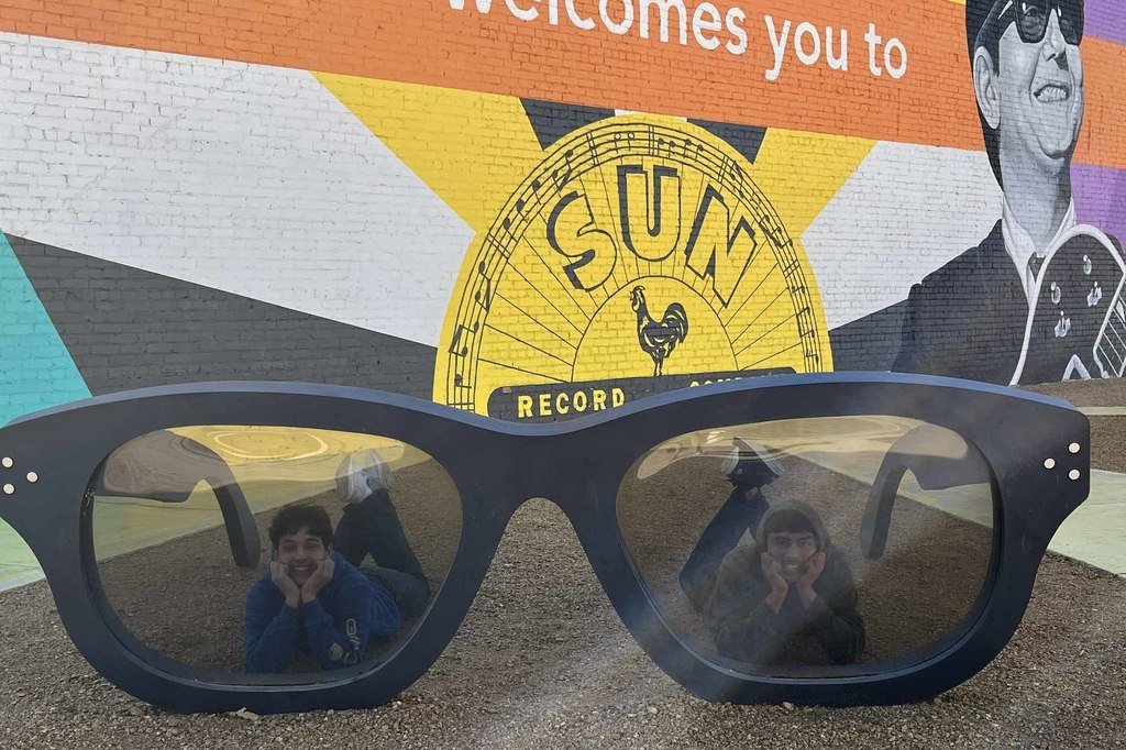 eco students downtown6