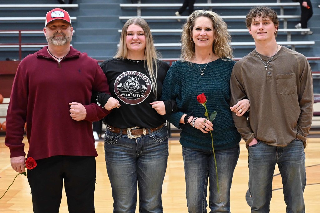 sr night plifting layla