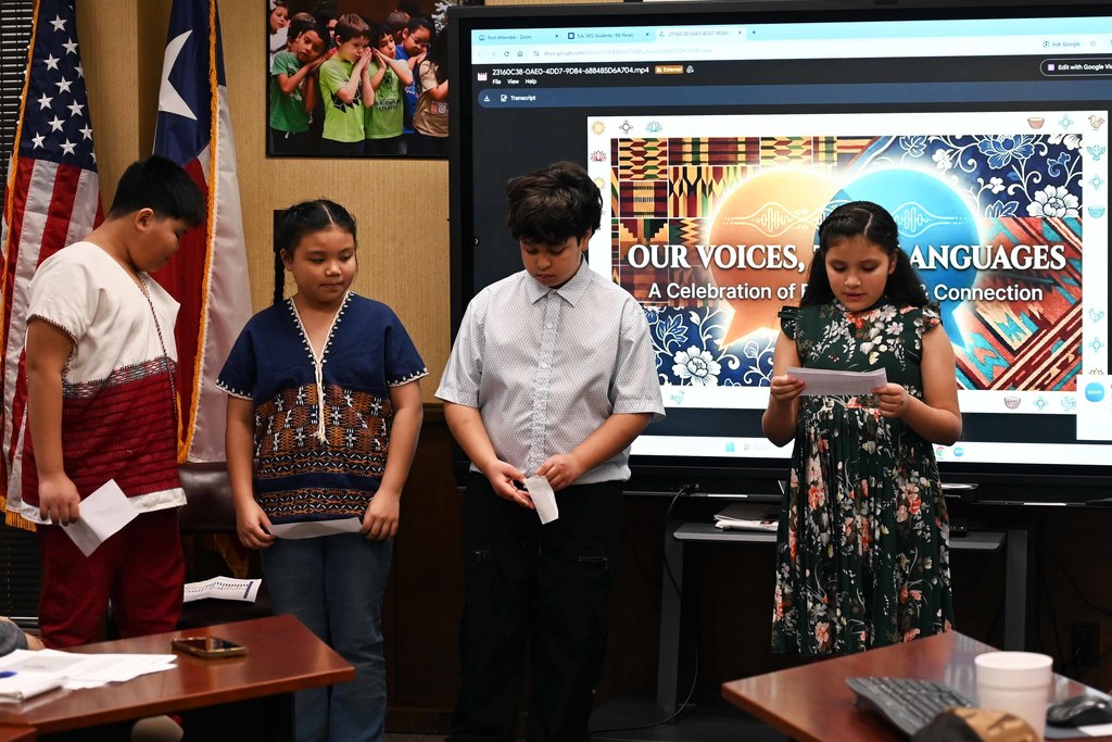 eb students at board1