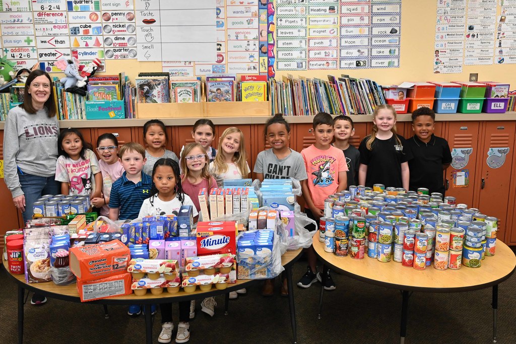 fryman class food drive winners