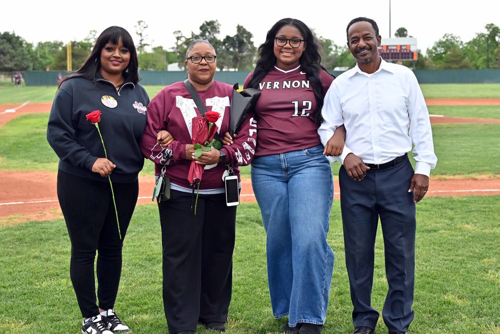 softball senior olivia