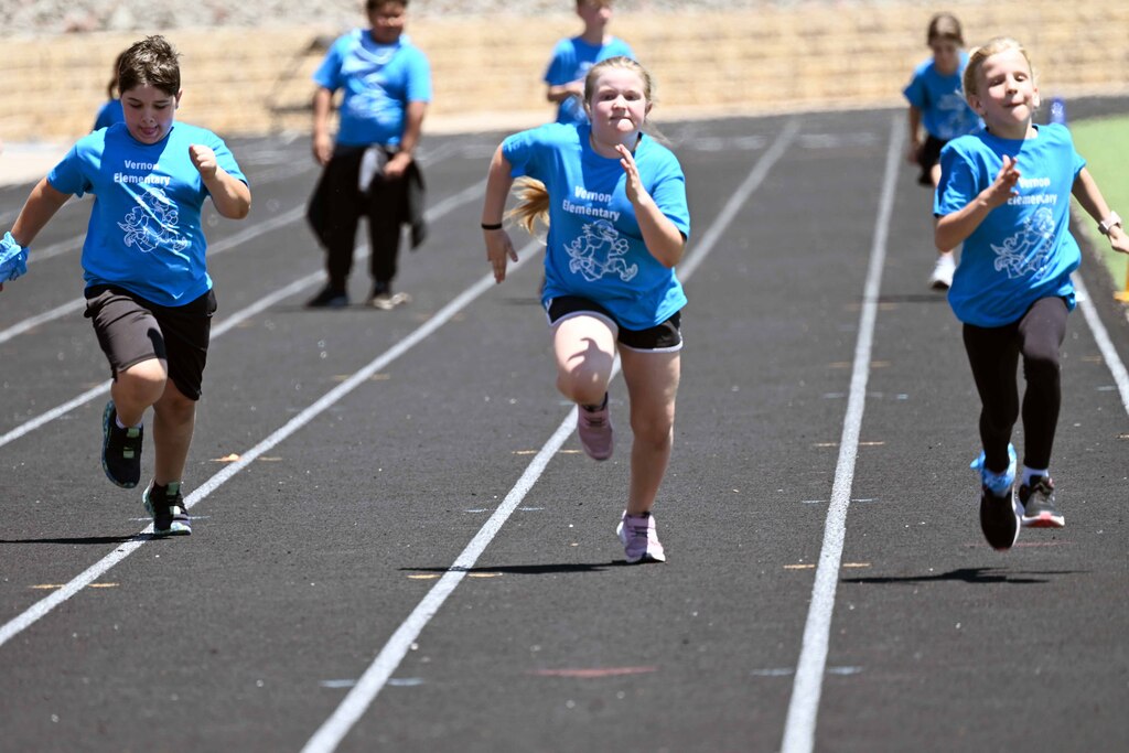 3rd grade track meet 6