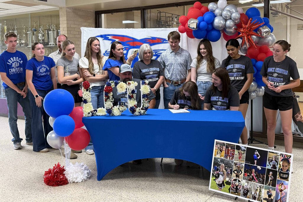horn signing