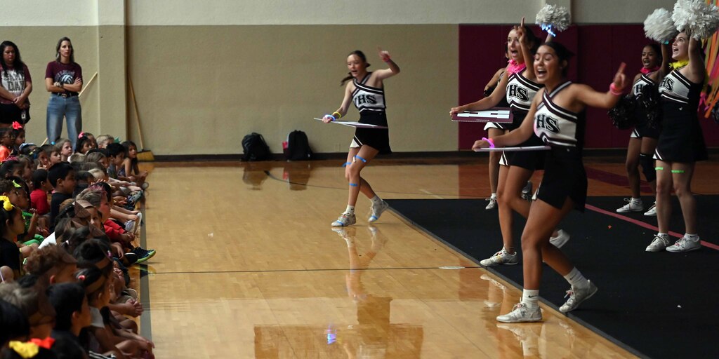 mw pep rally 4
