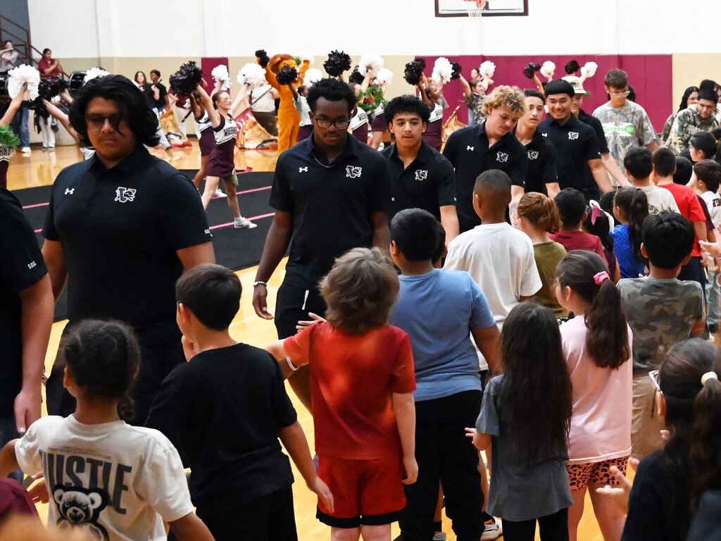 welly pep rally 1