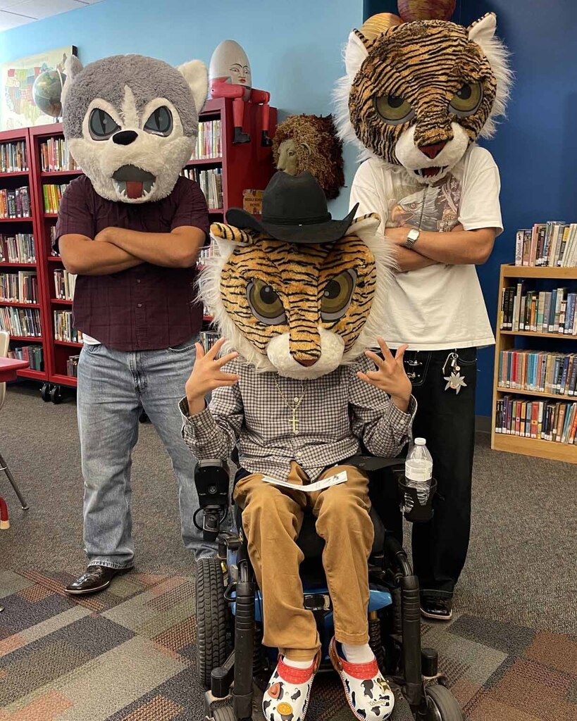 english 4 library 5