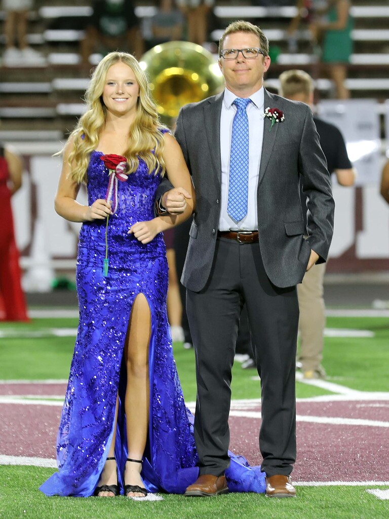 homecoming queen nom beam