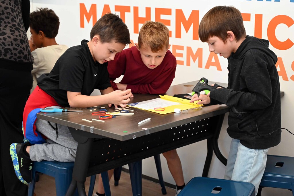 ves stem lab5