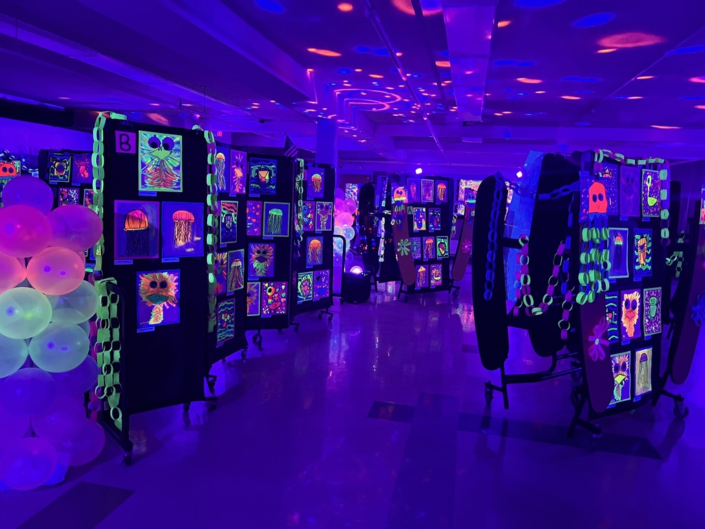 Glow Show art