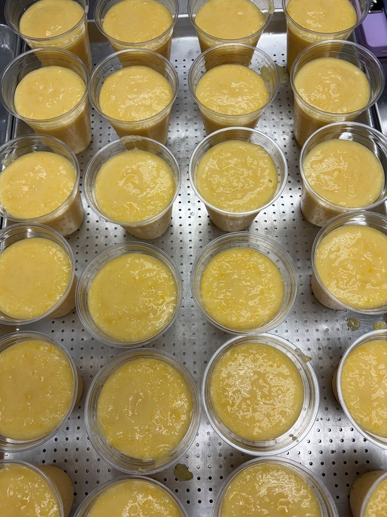 mango pinapple smoothies