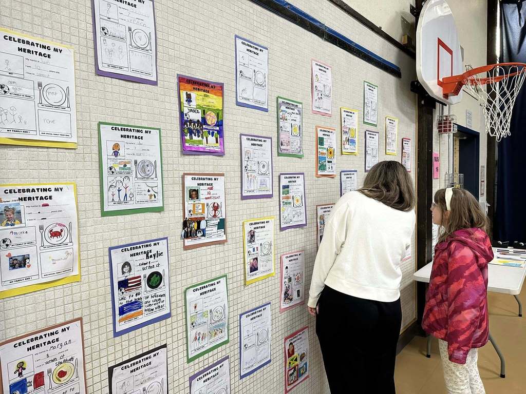SRS Multicultural Night: Students celebrating "My heritage"