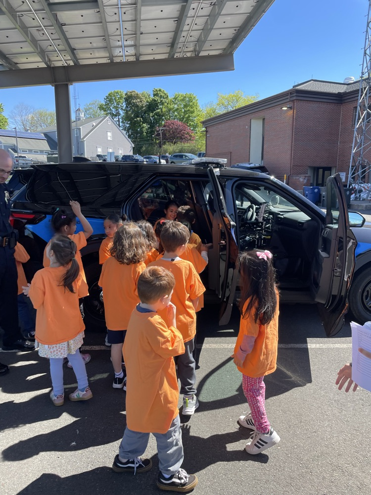 kinder field trip