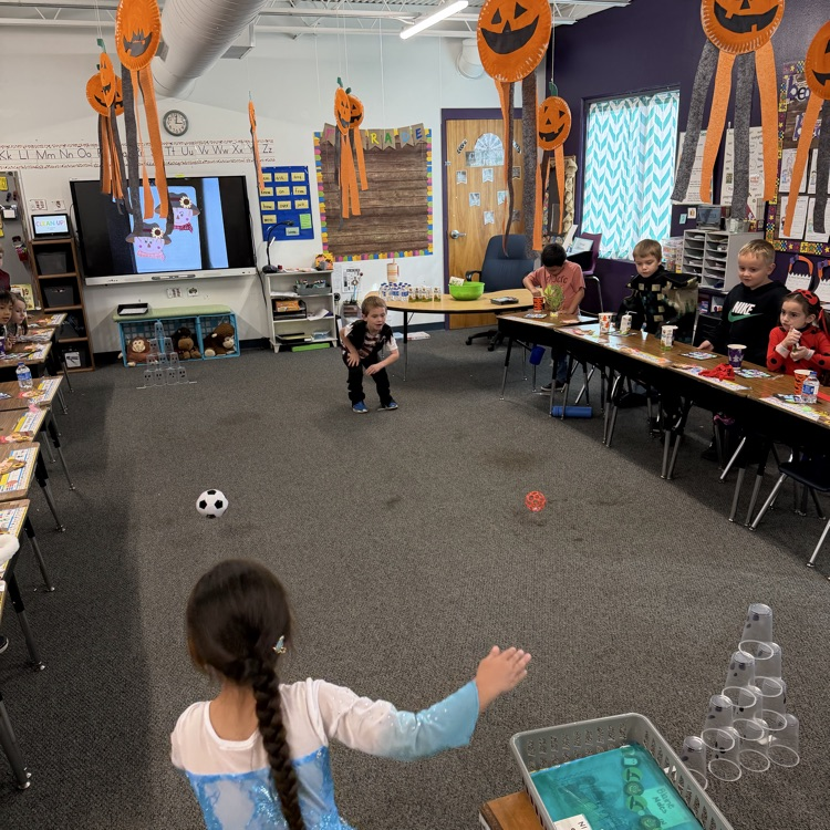 boys v. girls ghost bowling